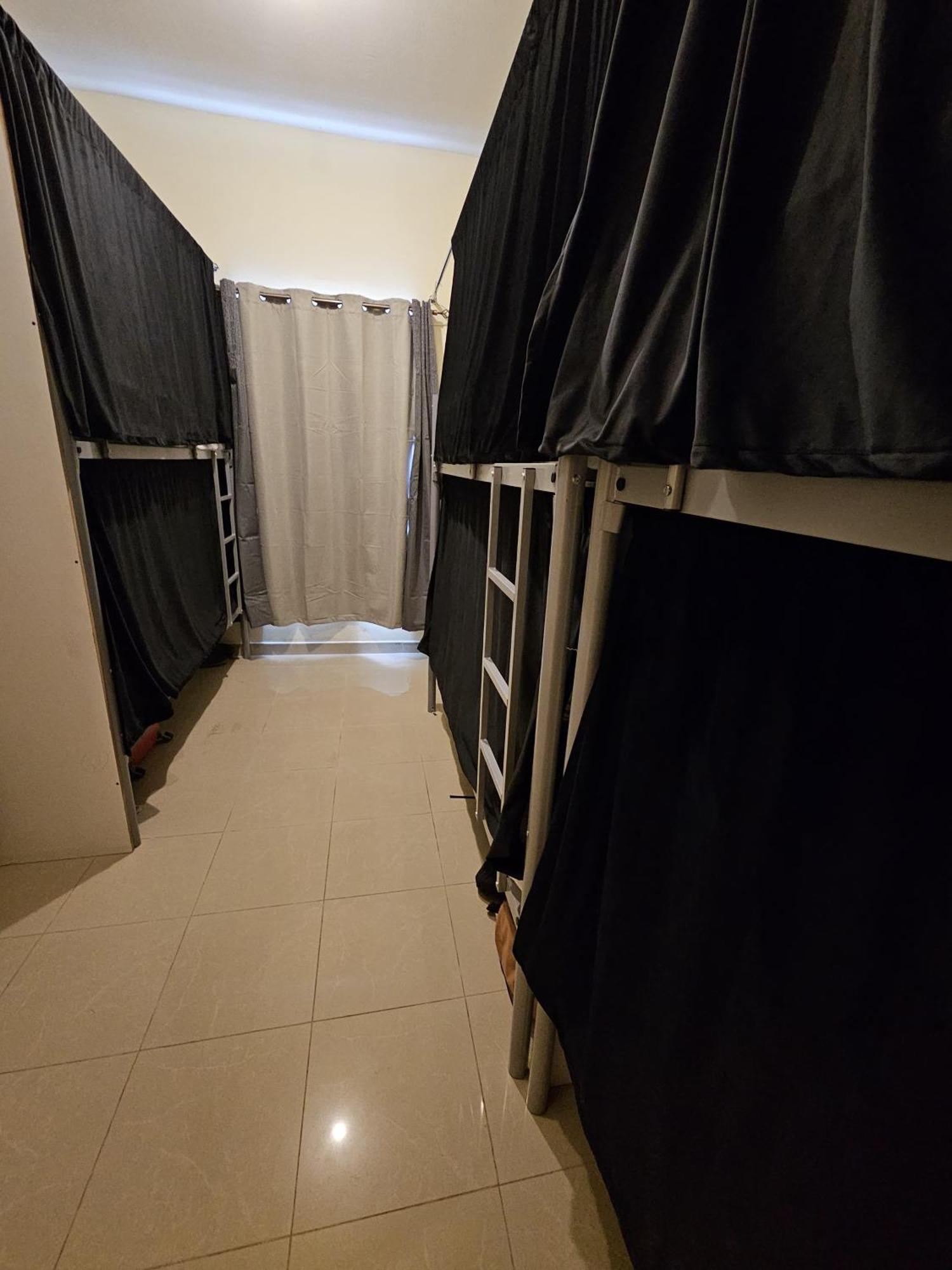 Paradiso Backpackers Nest Abu Dhabi Exterior photo