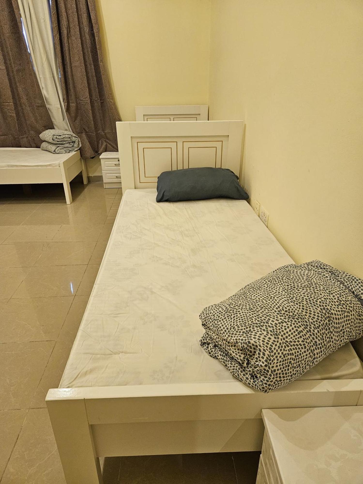 Paradiso Backpackers Nest Abu Dhabi Exterior photo